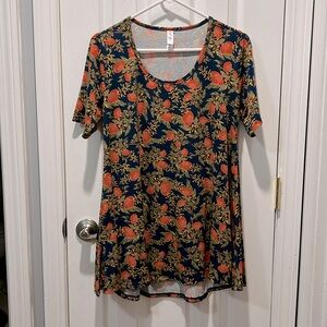 Lularoe perfect tee